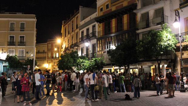 place del Salvadore la nuit Seville